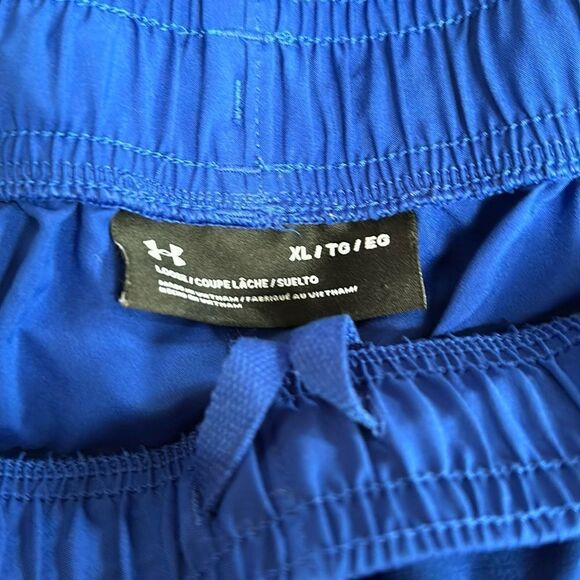 Under Armour Loose Fit Athletic Shorts – Men’s Size XL (Blue) - Picture 3 of 7
